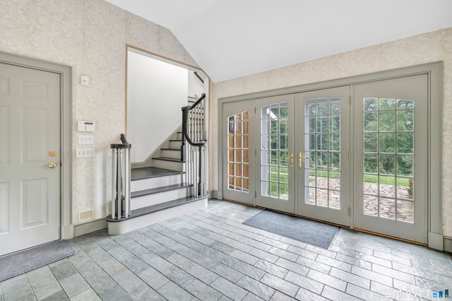 215 Cross Ridge Road, New Canaan, CT 06840