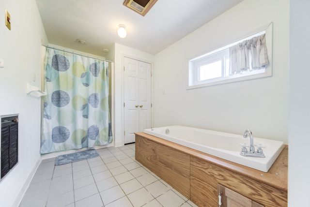 205 Gwynn Rd Hngr 8, Lebanon, TN 37090