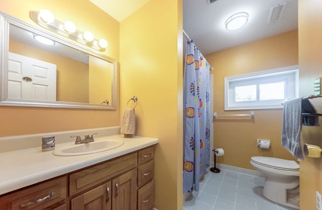205 Gwynn Rd Hngr 8, Lebanon, TN 37090