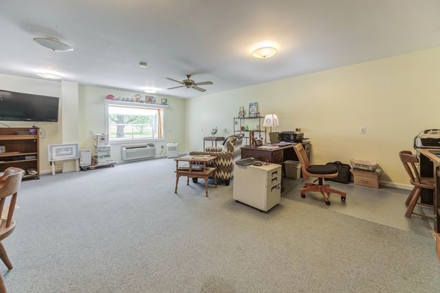 205 Gwynn Rd Hngr 8, Lebanon, TN 37090