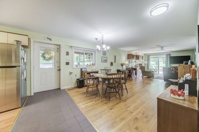 205 Gwynn Rd Hngr 8, Lebanon, TN 37090