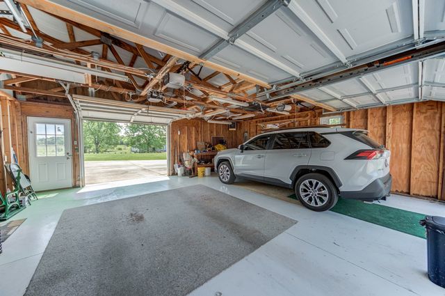 205 Gwynn Rd Hngr 8, Lebanon, TN 37090