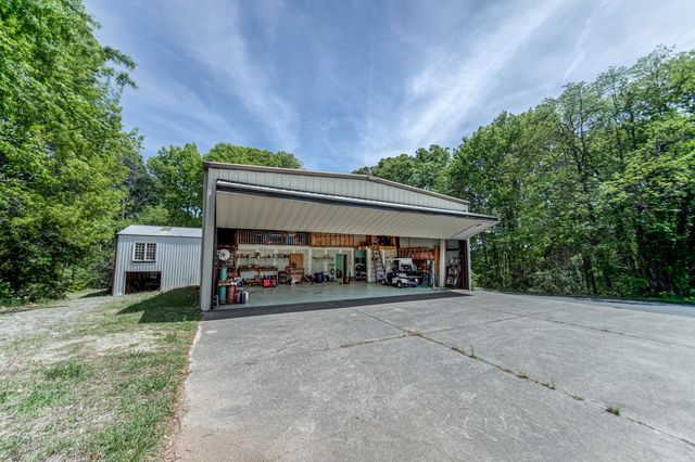 205 Gwynn Rd Hngr 8, Lebanon, TN 37090
