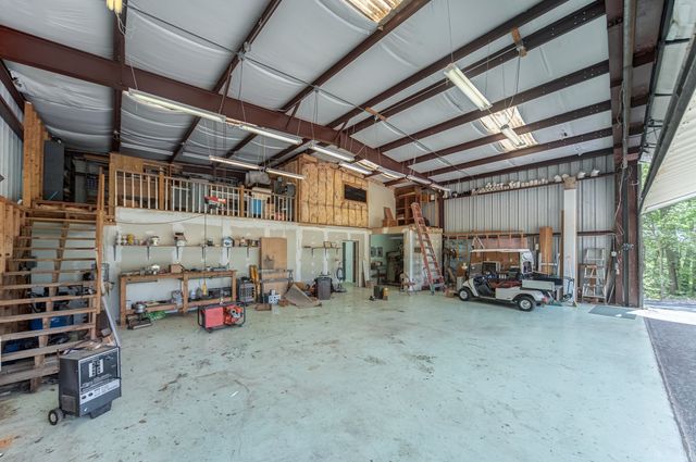 205 Gwynn Rd Hngr 8, Lebanon, TN 37090