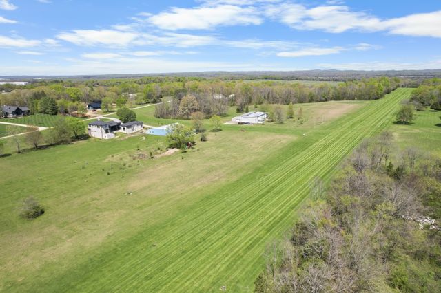 205 Gwynn Rd Hngr 8, Lebanon, TN 37090