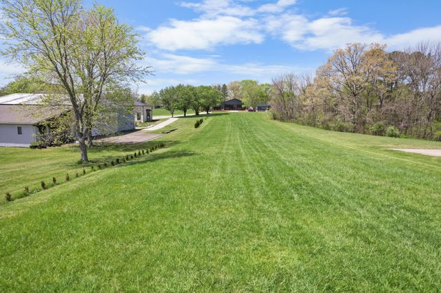205 Gwynn Rd Hngr 8, Lebanon, TN 37090