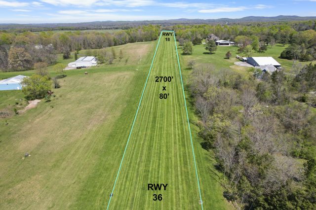 205 Gwynn Rd Hngr 8, Lebanon, TN 37090
