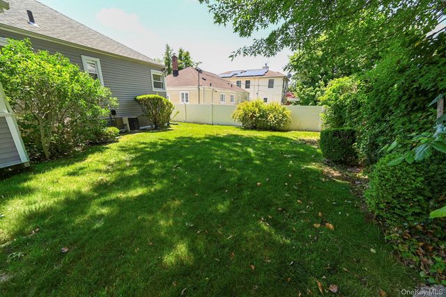 14 Webb Hill Road, Great Neck, NY 11020