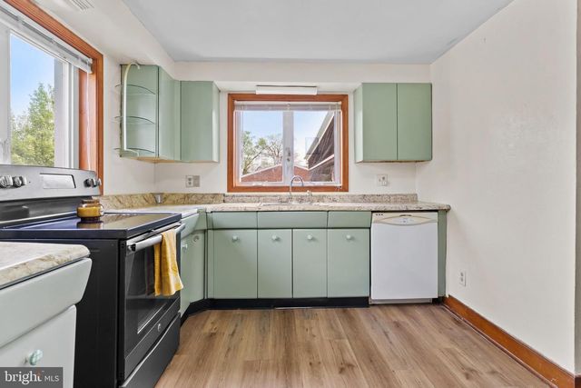 1883 GEORGE AVENUE, Carlisle, PA 17013