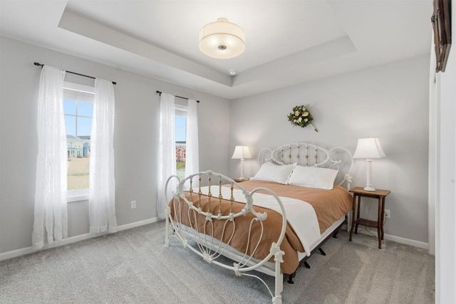 629 Hillcrest Drive, Waunakee, WI 53597