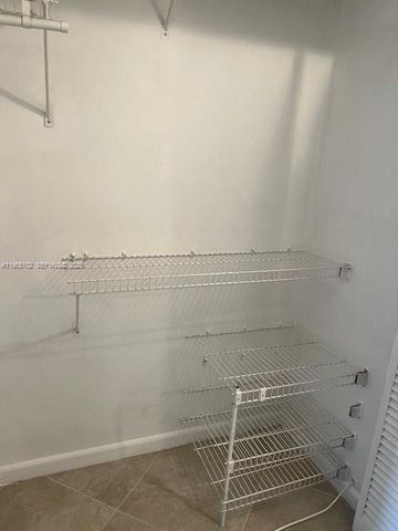 2401 Riverside Dr 110-B, Coral Springs, FL 33065