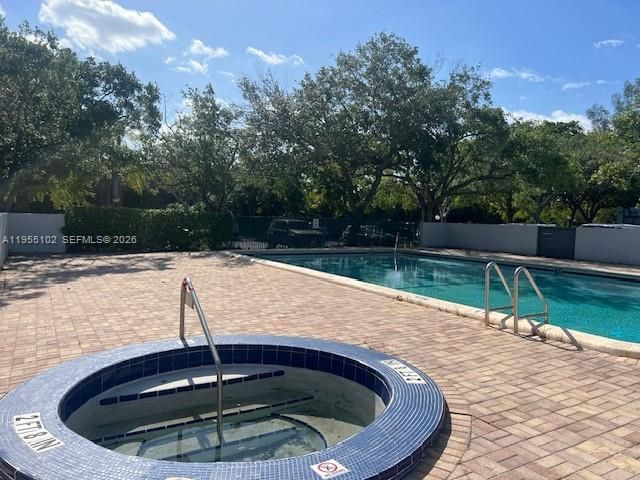 2401 Riverside Dr 110-B, Coral Springs, FL 33065