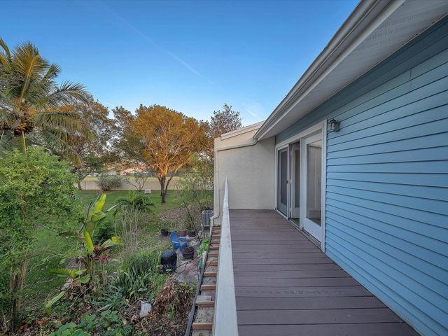 207 E Hemingway Circle 22, Margate, FL 33063