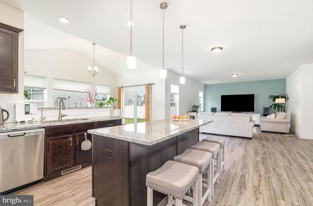 6320 NEHA DR, Mechanicsburg, PA 17050