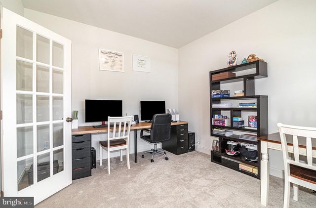 6320 NEHA DR, Mechanicsburg, PA 17050