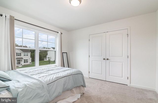 6320 NEHA DR, Mechanicsburg, PA 17050