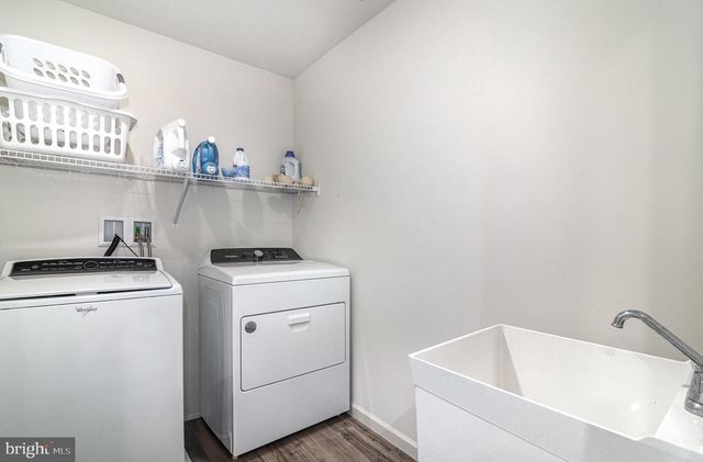 6320 NEHA DR, Mechanicsburg, PA 17050