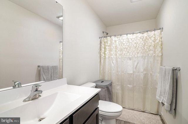 6320 NEHA DR, Mechanicsburg, PA 17050