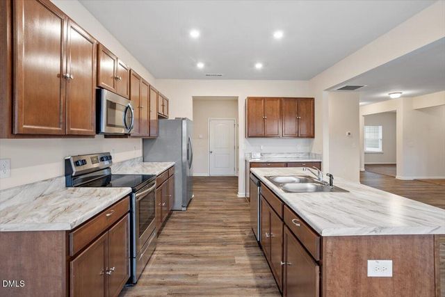 142 Planters Lane, Coats, NC 27521