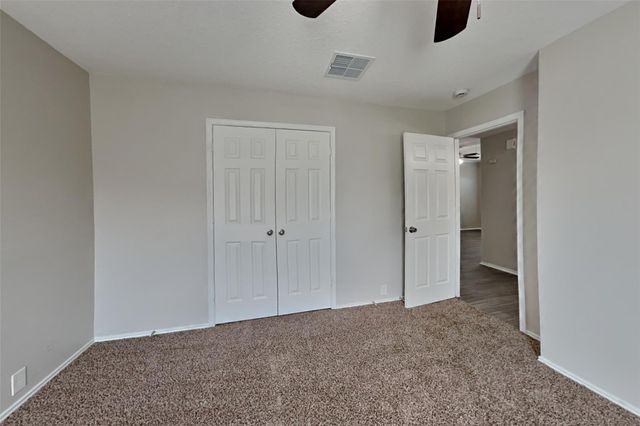 18706 Woodglen Shadows Drive, Humble, TX 77346