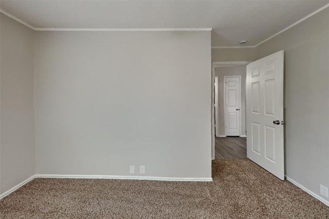 18706 Woodglen Shadows Drive, Humble, TX 77346