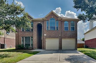 18706 Woodglen Shadows Drive, Humble, TX 77346