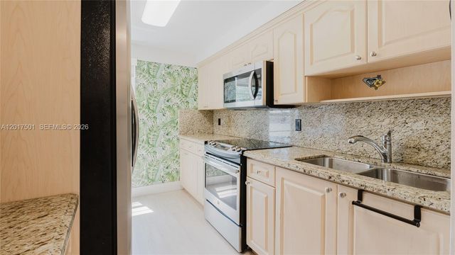 1455 West Ave 603, Miami Beach, FL 33139