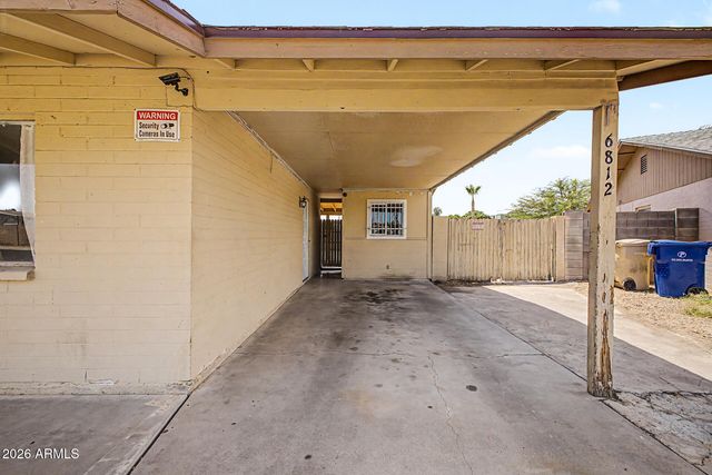 6812 N 65TH Avenue, Glendale, AZ 85301