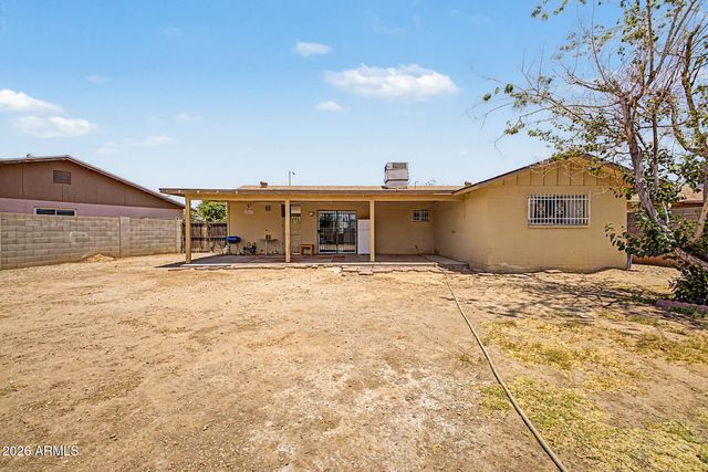 6812 N 65TH Avenue, Glendale, AZ 85301