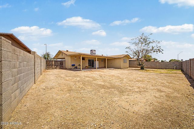 6812 N 65TH Avenue, Glendale, AZ 85301