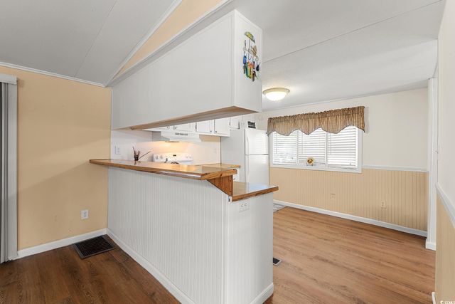 22 Crooked Island Circle, Murrells Inlet, SC 29576