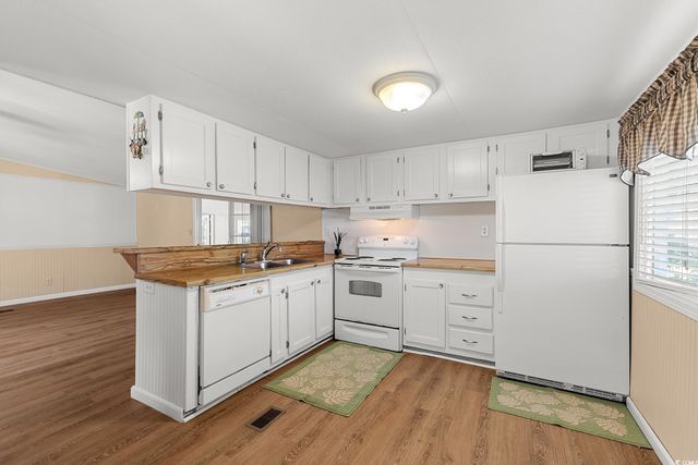 22 Crooked Island Circle, Murrells Inlet, SC 29576