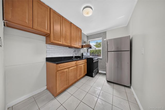 14629 61st Road, Flushing, NY 11367
