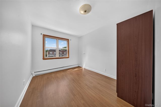 14629 61st Road, Flushing, NY 11367