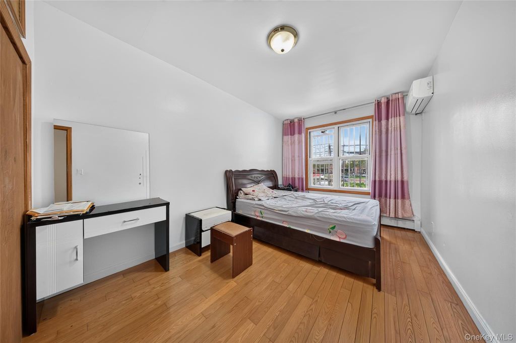 14629 61st Road, Flushing, NY 11367 — photo 4