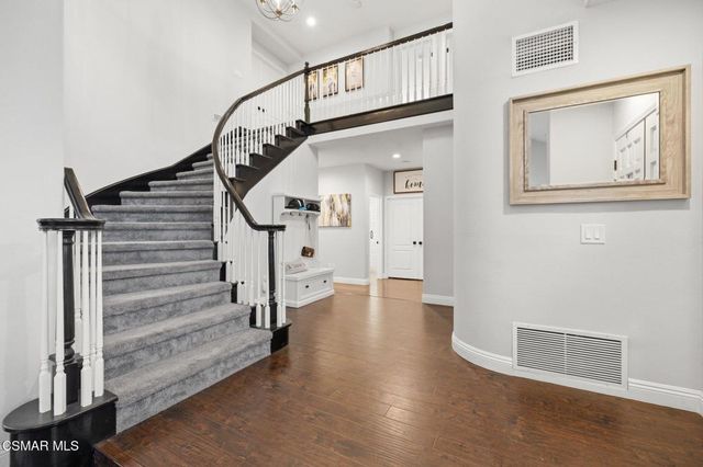 1868 Crystal View Circle, Thousand Oaks, CA 91320