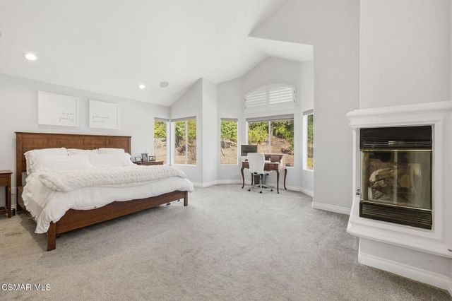 1868 Crystal View Circle, Thousand Oaks, CA 91320