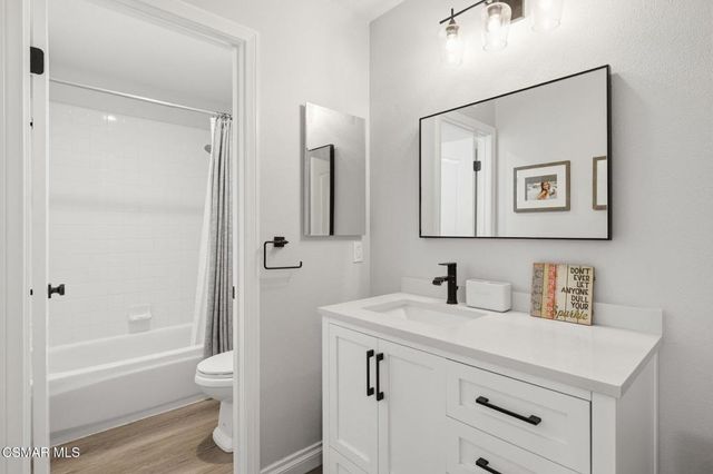 1868 Crystal View Circle, Thousand Oaks, CA 91320