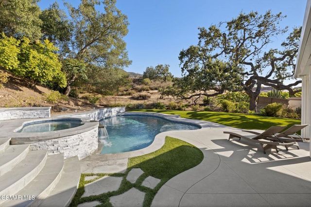 1868 Crystal View Circle, Thousand Oaks, CA 91320
