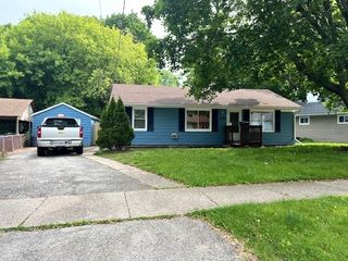 119 Harding Avenue, Waukegan, IL 60085