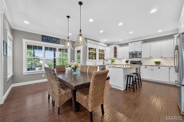 27 Country Pines Court, Lake St Louis, MO 63367