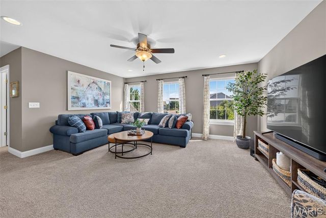 27 Country Pines Court, Lake St Louis, MO 63367