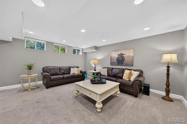 27 Country Pines Court, Lake St Louis, MO 63367