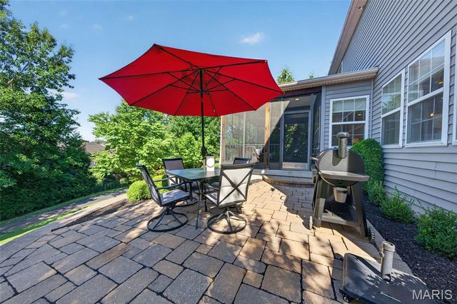 27 Country Pines Court, Lake St Louis, MO 63367