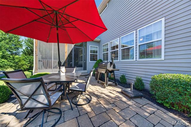 27 Country Pines Court, Lake St Louis, MO 63367