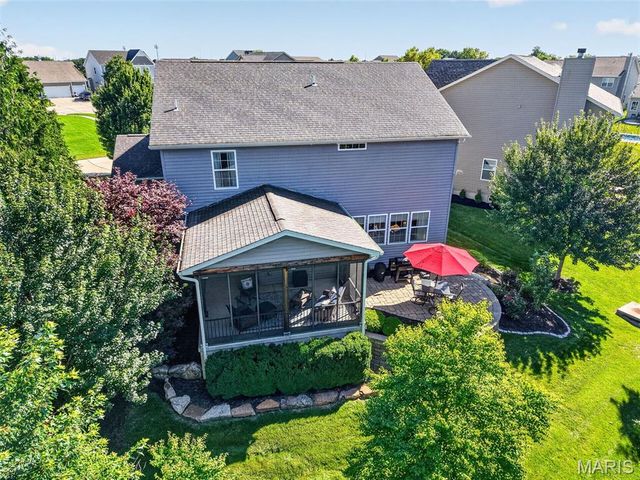 27 Country Pines Court, Lake St Louis, MO 63367