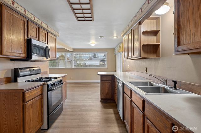 1808 S 14th Street, Mount Vernon, WA 98274