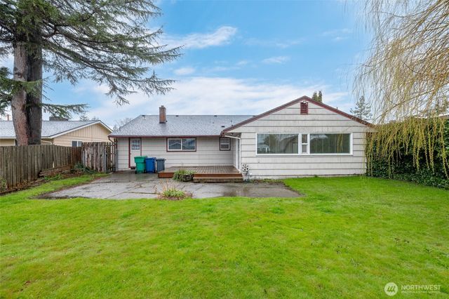 1808 S 14th Street, Mount Vernon, WA 98274