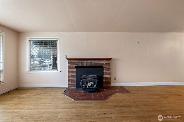 1808 S 14th Street, Mount Vernon, WA 98274