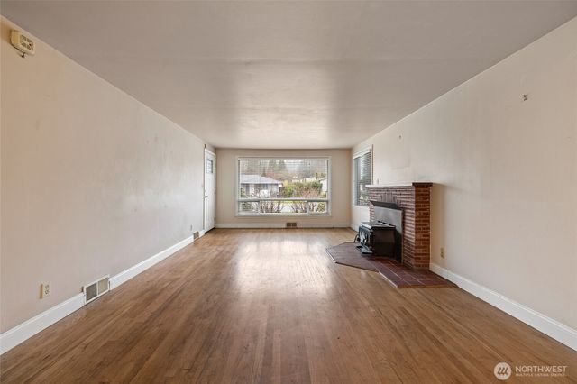 1808 S 14th Street, Mount Vernon, WA 98274